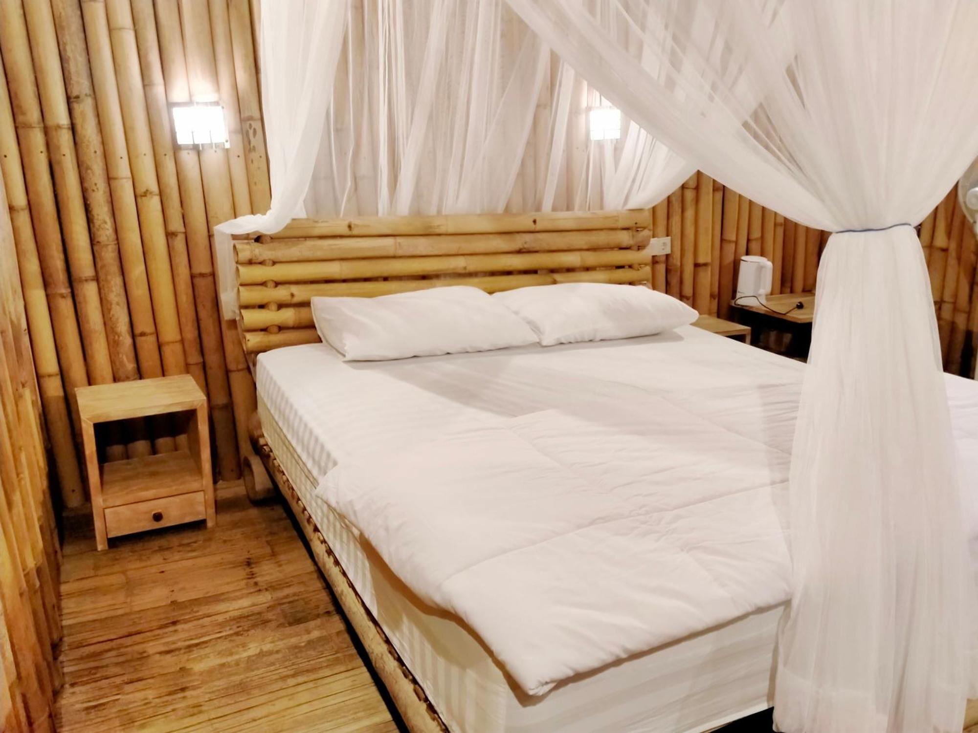 Loca Lobo Lodges Riung, Flores Экстерьер фото