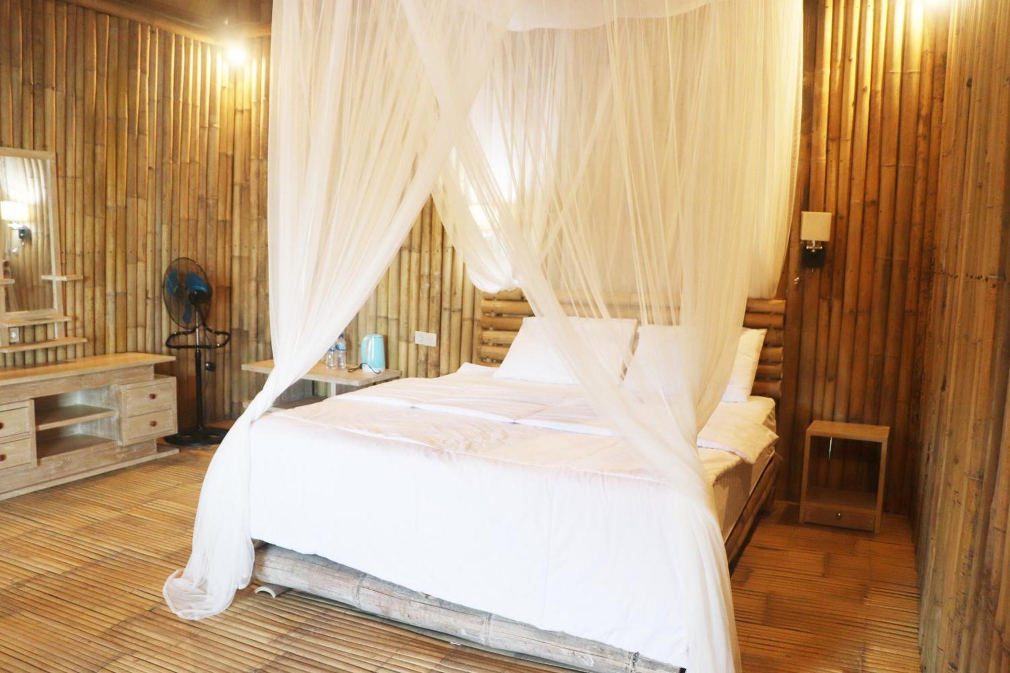 Loca Lobo Lodges Riung, Flores Экстерьер фото